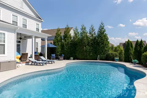 Exterior - 1522 Half Pint Loop, Fort Mill, SC 29708 photo 12 of 15