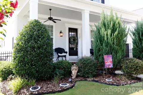 Exterior - 1522 Half Pint Loop, Fort Mill, SC 29708 photo 3 of 15