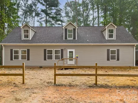 552 Bass Lake Dr, Pisgah Forest, NC 28768