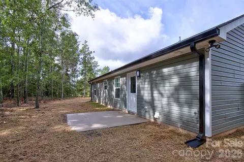 Exterior - 519 S Third St, Mcbee, SC 29101 photo 4 of 4