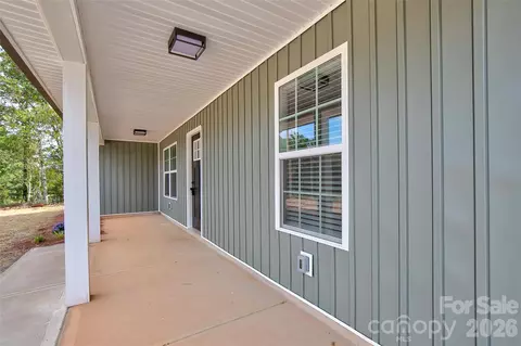 Exterior - 519 S Third St, Mcbee, SC 29101 photo 3 of 4