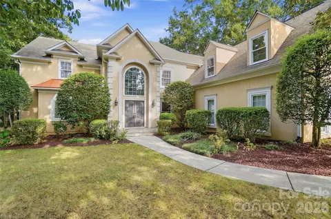 7425 Seton House Ln, Charlotte, NC 28277