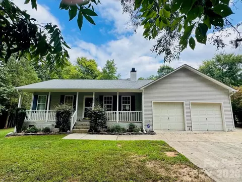 128 Maxamy Ln, Mooresville, NC 28117