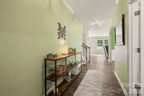 Entry Way - 1571 Loggerhead Dr, Lancaster, SC 29720 photo 2 of 5