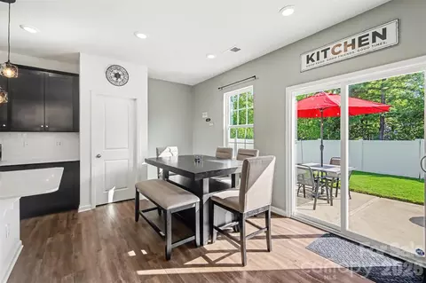 Kitchen - 1571 Loggerhead Dr, Lancaster, SC 29720 photo 6 of 6