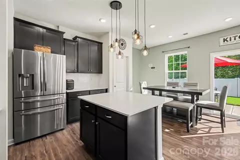 Kitchen - 1571 Loggerhead Dr, Lancaster, SC 29720 photo 5 of 6