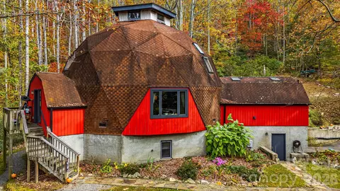 425 Bob Barnwell Rd, Asheville, NC 28803
