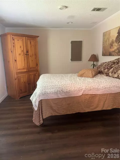 Bedroom - 49 Ramsey Rd, Marshall, NC 28753 photo 2 of 2