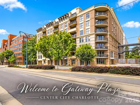 718 W Trade 412 St #412, Charlotte, NC 28202