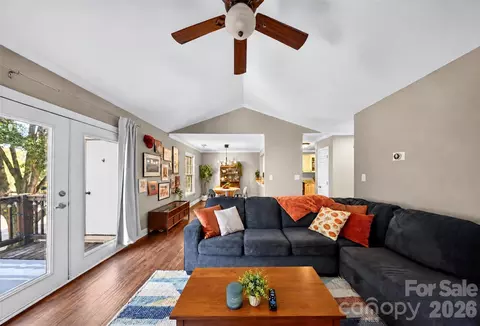 3200 Selwyn Farms Unit 7 Ln UNIT 7, Charlotte, NC 28209