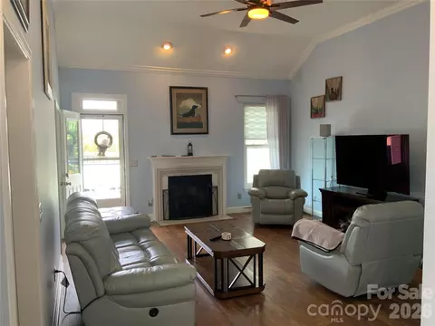 Living - 3313 Luke Ct, Monroe, NC 28112 photo 1 of 1