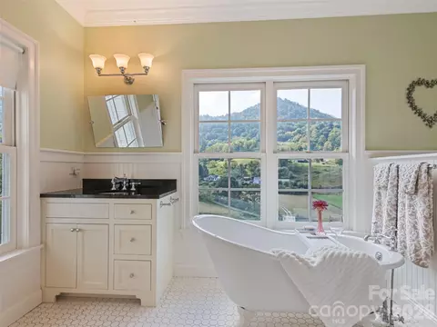 3827 Liner Creek Rd, Clyde, NC 28721 photo 42