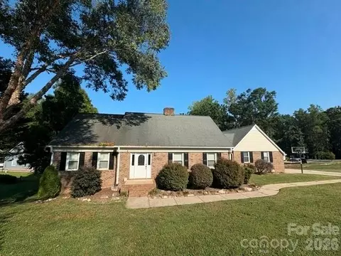 3017 Vernell Ln, Shelby, NC 28150