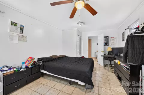 Bedroom - 455 Hubbard Rd, Hickory, NC 28601 photo 3 of 3