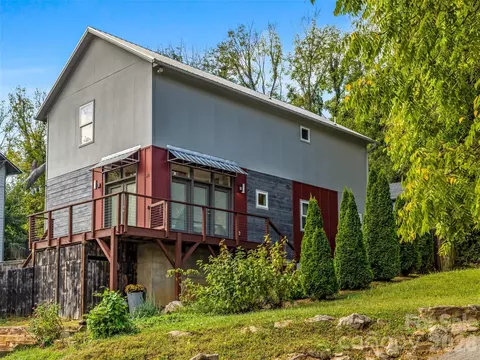 26 Blalock Ave, Asheville, NC 28803