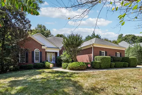 1244 Waynewood Dr, Waxhaw, NC 28173