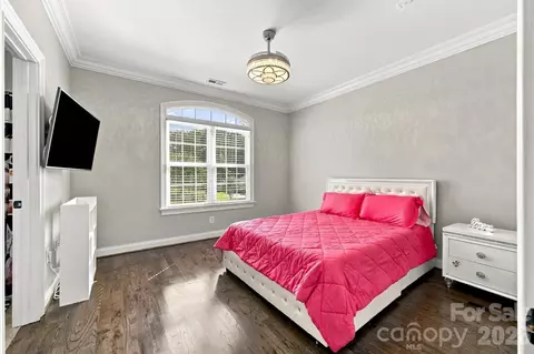Bedroom - 6671 Fox Ridge Cir, Davidson, NC 28036 photo 2 of 3