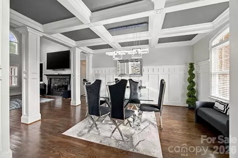 Dining - 6671 Fox Ridge Cir, Davidson, NC 28036 photo 2 of 2