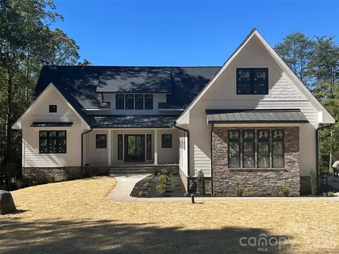 541 Kemp Rd, Mooresville, NC 28117