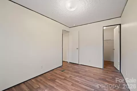 Bedroom - 2913 Conner Cir, Morganton, NC 28655 photo 3 of 6