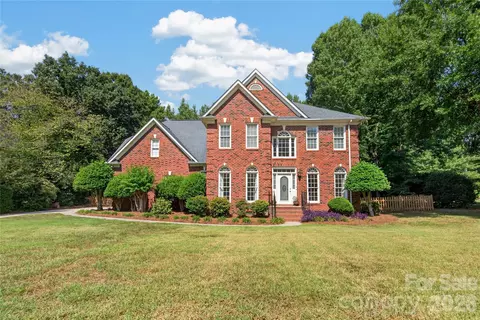 12135 Darby Chase Dr, Charlotte, NC 28277