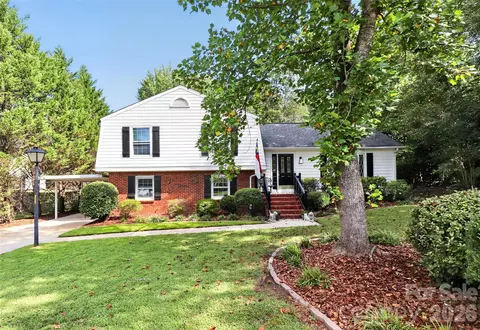 10743 Osprey Dr, Charlotte, NC 28226