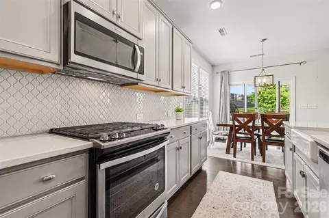 Kitchen - 6247 Six String Ct, Fort Mill, SC 29708 photo 3 of 4