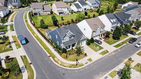 View/Area - 6247 Six String Ct, Fort Mill, SC 29708 photo 3 of 5