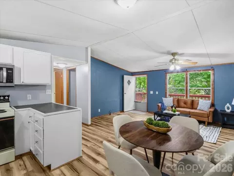Living - 2271 Gouges Creek Rd, Spruce Pine, NC 28777 photo 5 of 5