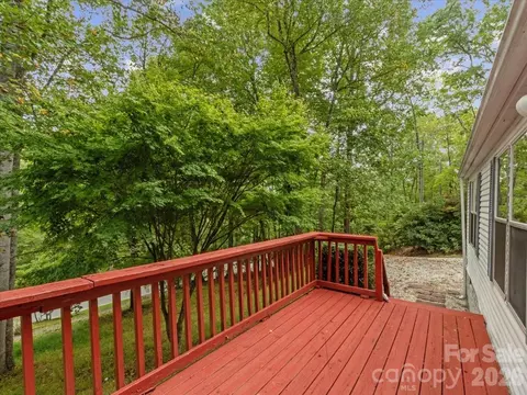 Exterior - 2271 Gouges Creek Rd, Spruce Pine, NC 28777 photo 2 of 6