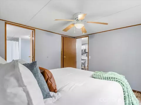 Bedroom - 2271 Gouges Creek Rd, Spruce Pine, NC 28777 photo 7 of 7