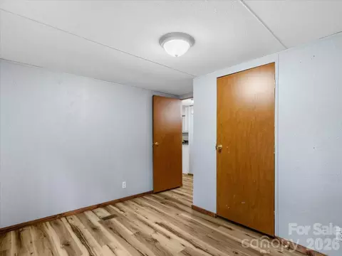 Bedroom - 2271 Gouges Creek Rd, Spruce Pine, NC 28777 photo 2 of 7