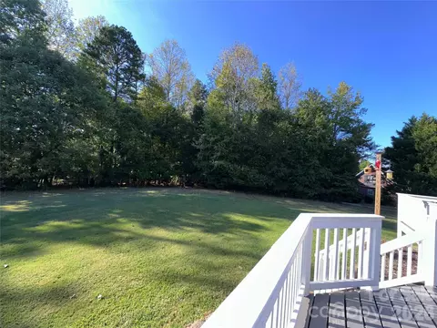 Exterior - 7672 Maple Bluff Ln, Concord, NC 28025 photo 8 of 12