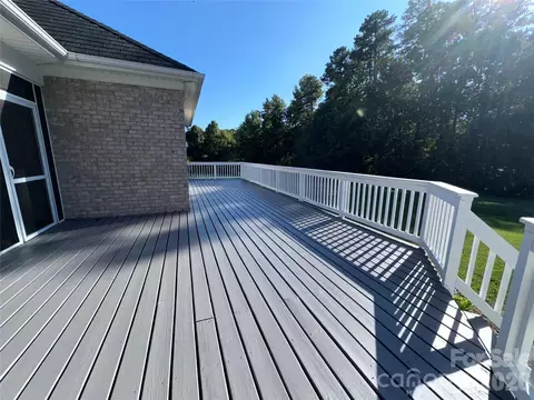 Exterior - 7672 Maple Bluff Ln, Concord, NC 28025 photo 3 of 12