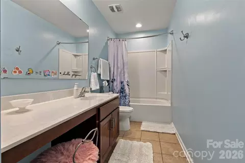 Bath - 7337 Adirondack Dr, Denver, NC 28037 photo 1 of 1