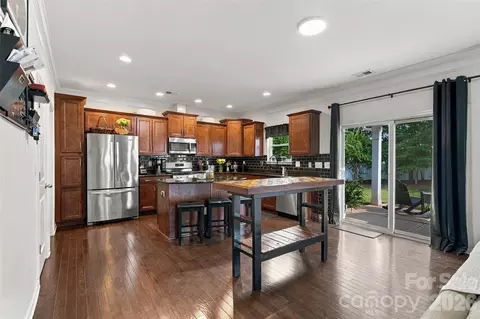 Kitchen - 7337 Adirondack Dr, Denver, NC 28037 photo 5 of 5