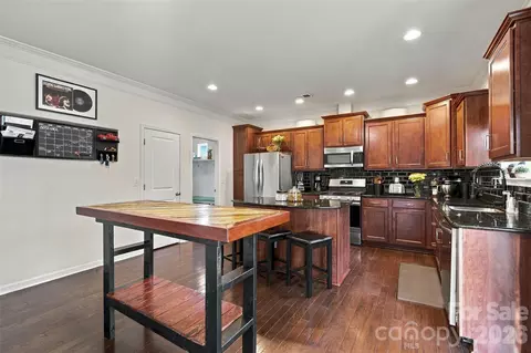 Kitchen - 7337 Adirondack Dr, Denver, NC 28037 photo 3 of 5