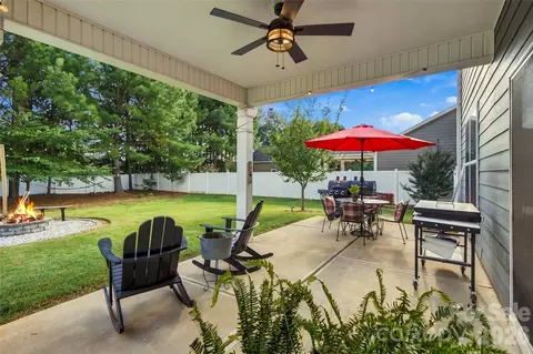 Exterior - 7337 Adirondack Dr, Denver, NC 28037 photo 3 of 5