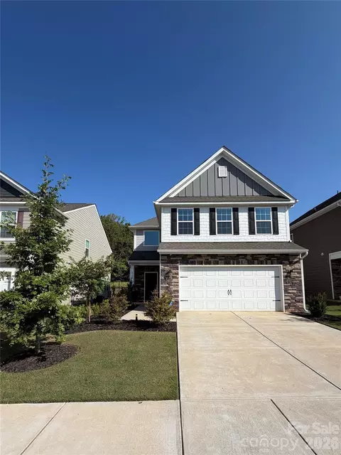 292 Runner Stone Ln, Fort Mill, SC 29715