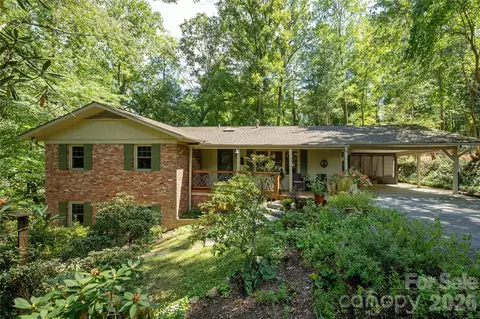 906 Indian Hill Rd, Hendersonville, NC 28792