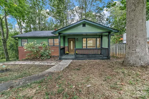 43 Rex Dr, Asheville, NC 28806