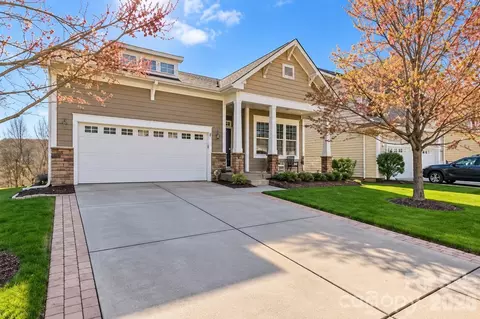 3009 Grande Heights Dr, Charlotte, NC 28269