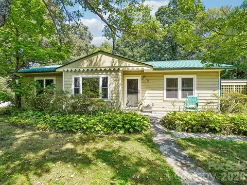 75 Cisco Rd, Asheville, NC 28805