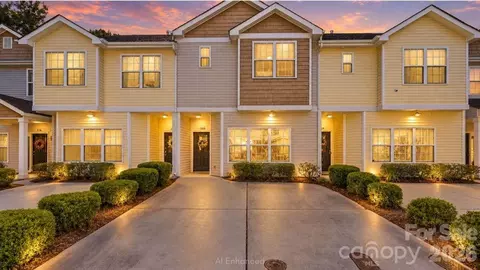 108 St Vincent Pl, Mount Holly, NC 28120