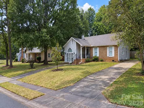 6501 Old Meadow Rd, Charlotte, NC 28227