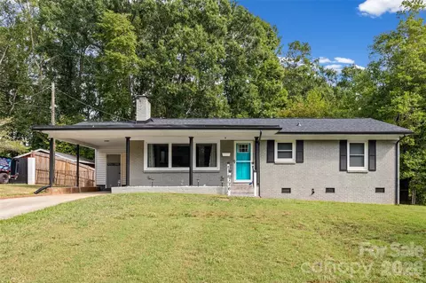726 Forest Dr, Gastonia, NC 28054