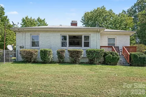 Exterior - 2000 Clay St, Kannapolis, NC 28083 photo 6 of 6