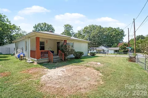 Exterior - 2000 Clay St, Kannapolis, NC 28083 photo 3 of 6