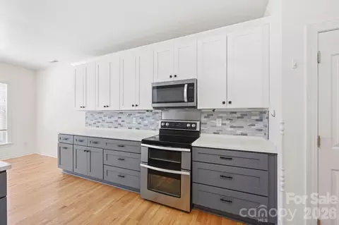 Kitchen - 4353 Pine Harbor Dr, Denver, NC 28037 photo 6 of 6
