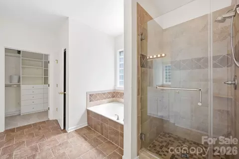 Bath - 4353 Pine Harbor Dr, Denver, NC 28037 photo 1 of 2
